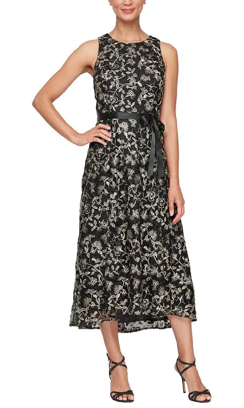 Alex Evenings 51171675 - Sleeveless Floral Embroidered Tea-Length Dress