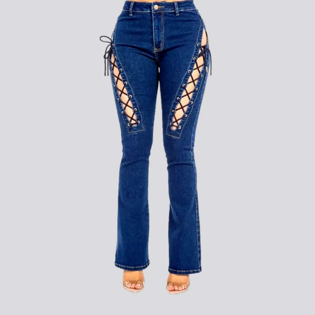 Chic high rise jeans for ladies