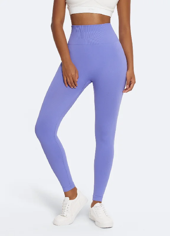 V-Back Scrunch Leggings