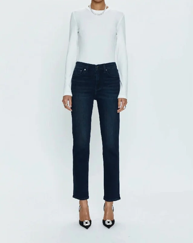 Madi Modern Slim Jeans In Iconic