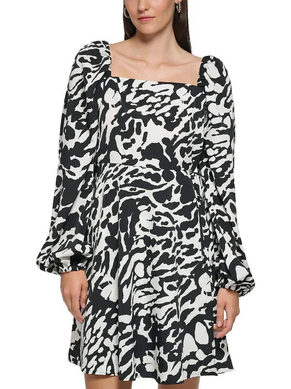 Womens Printed Square Neck Fit & Flare Dress